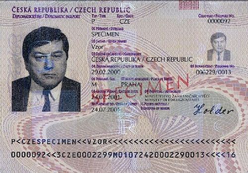 Дипломатический паспорт Чехии (внутренняя страница)