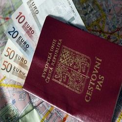Визы и паспорта Чехии